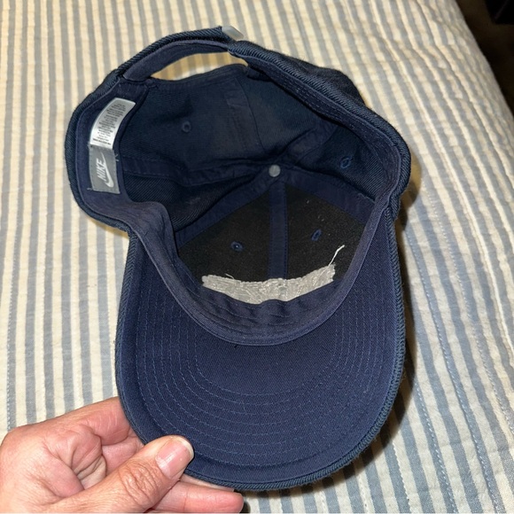 Vintage Nike Dad Cap Strapback SpellOut Logo White Embroidered Navy Blue Mens - Picture 6 of 8